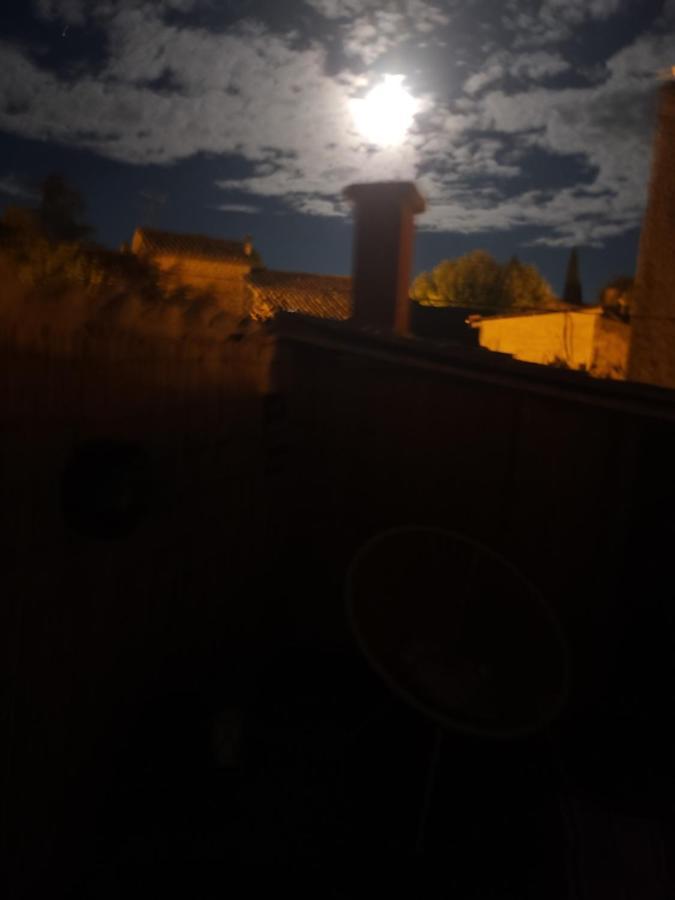 Chambre D'Hote La Petite Maison Du Puits Bollène Buitenkant foto